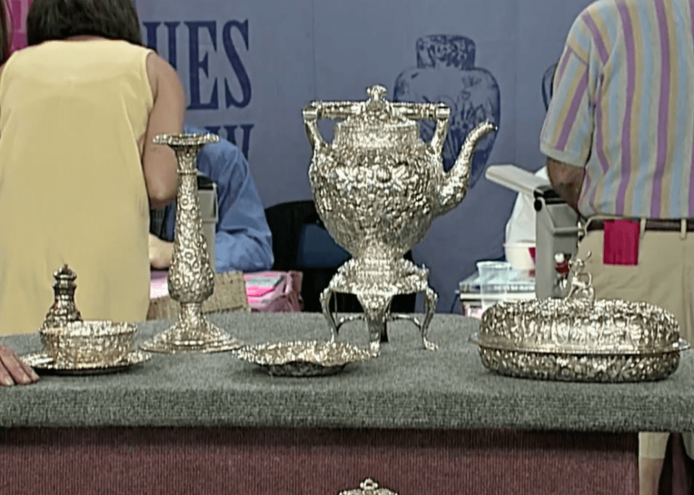 1900 silver service and dresser set